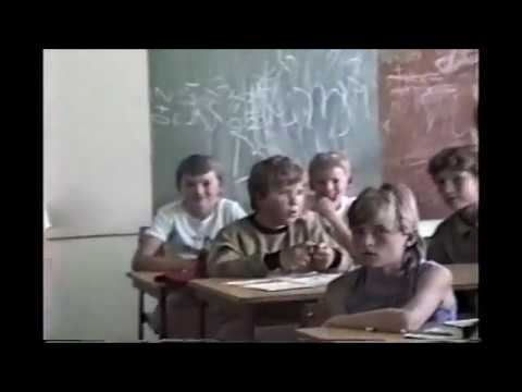 OSTATNJI DZENJ ŠKOLSKOHO ROKU -  Ruski Kerestur 1990. roku