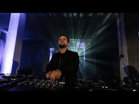 Marc Volt Live - Abandoned Warehouse