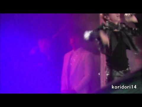 131019 SMT北京 Yunho cross oneself