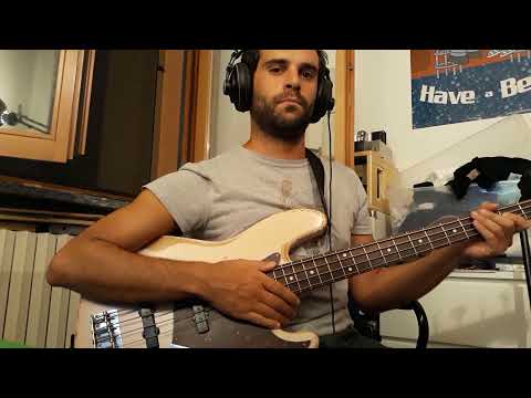 Slap bass groove - 240bpm