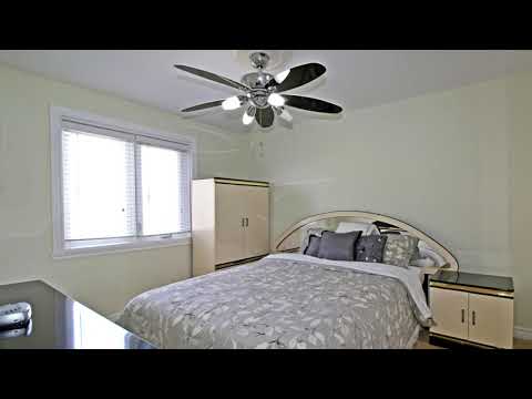 228 Town House Crescent, Brampton