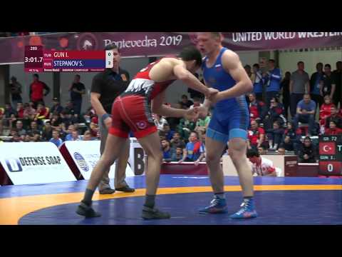 BRONZE GR - 72 kg: I. GUN (TUR) v. S. STEPANOV (RUS)