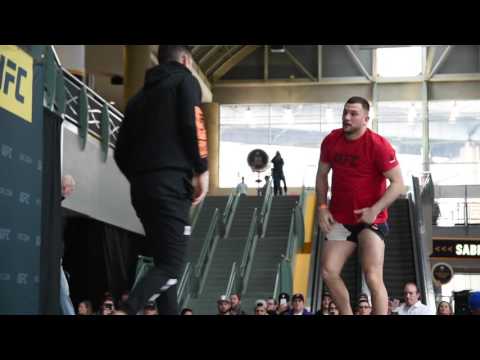 UFC 210 Open Workouts: Chris Weidman