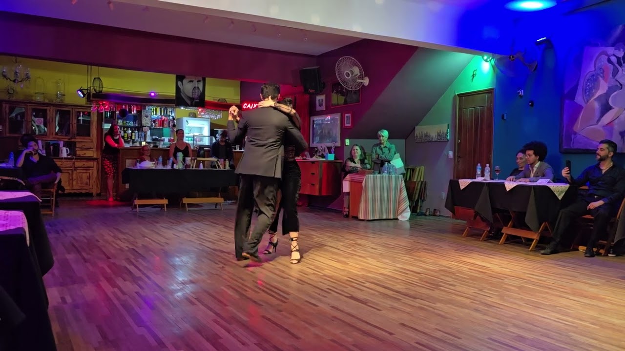 Yasmina Mamana e Müller Dantas 3/4 milonga El Último Café