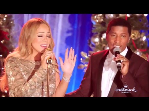 Mariah Carey l Christmas Time Is In The Air Again (Live at Hallmark Channel Special)
