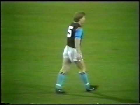 1982 UEFA Super Cup Final 2nd Leg   Aston Villa v Barcelona
