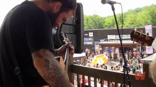 Four Year Strong - &#39;On A Saturday (Tonight We Feel Alive)&#39; | Weekender Sessions