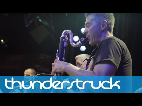 L'Rollin Clarinet Band - Thunderstruck