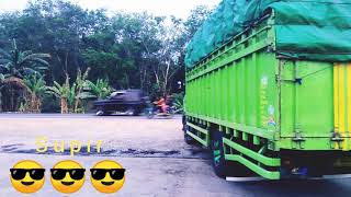 Download lagu Story wa Ceramah ustadz somad tentang supir truk mp3