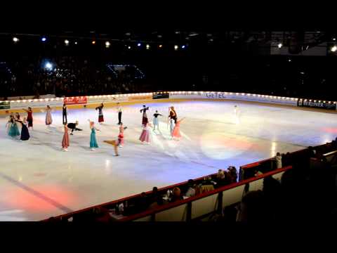 Stars und Sternchen 2011 - Eisgala des SC Berlin - aschenbrödel - live mit Ella Endlich - 2