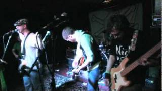 The Swaggerin' Growlers - Live From the Riot 2010: Keep Your Head Held High