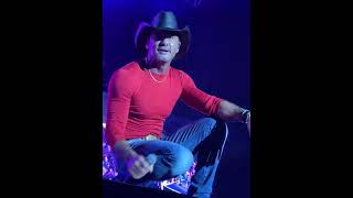 Tim McGraw &quot;Felt Good on My Lips&quot; Ventura Ca boots &amp; brews festival 10/14/22