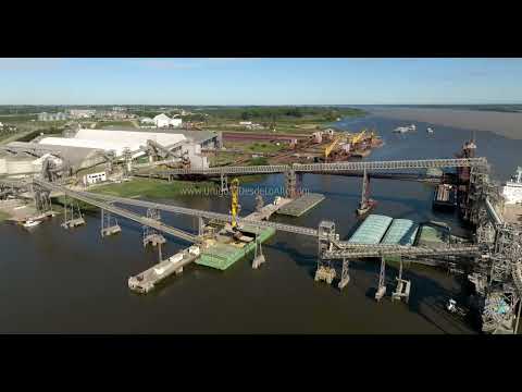 Video aéreo por Nueva Palmira, puerto y ciudad. Departamento de Colonia M3 18491 8