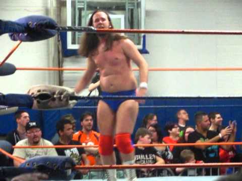 2CW Guero Loco aka Loca Vida forced to unmask