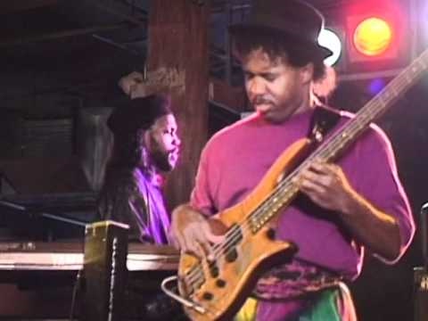 Victor Wooten - Pretty Little Lady Groove