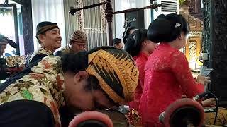 Download lagu Gending Bonangan Ladrang Raja Manggala komunitas g... mp3
