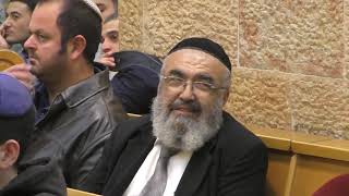 הרב שניר גואטה שליט"א - ביתר עילית- מעט מן האור דוחה הרבה מן החושך!!!