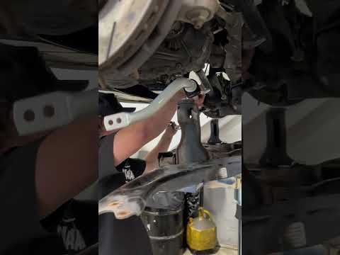 White line sway bars Mk7 got install!!