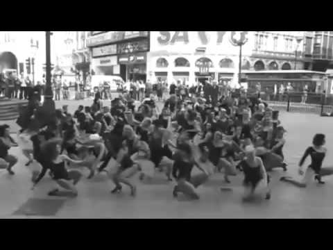 World premier of "Inne på klubben" Feat. Teki Latex (Legobeat Bounce Remix)