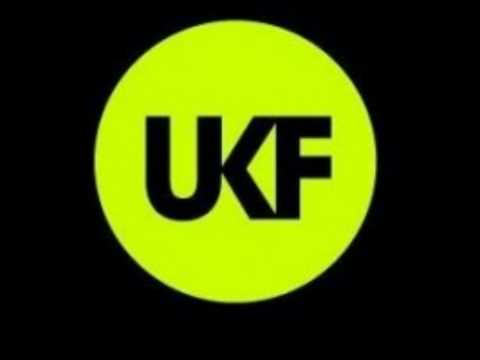 Nu Tone feat Logistics - Bleeper Stumps1971