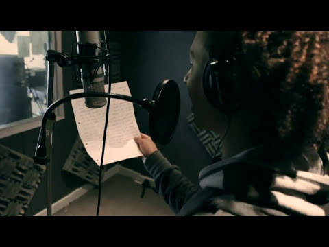 JBUX & SCHAIK  - MAL SPITTER (2011) Directed by Geoff Hookins