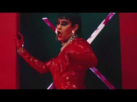 Yo perreo sola / Bad Bunny