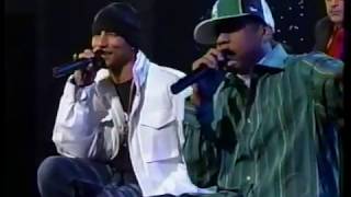 Jay-Z and Pharrell - Change Clothes (Live on The Late Show)