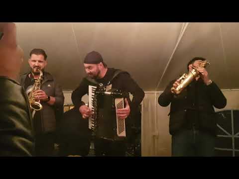 Vest music live Instrumentală