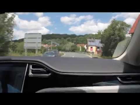 Eine Fahrt im Elektroauto in Weisenohe