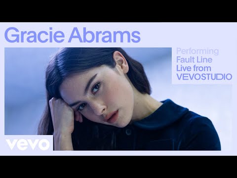 Gracie Abrams - Fault line (Vevo Studio Performance)