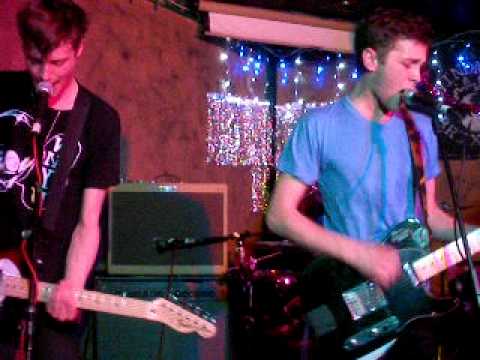 The Muscle Club (Live @ The Windmill)