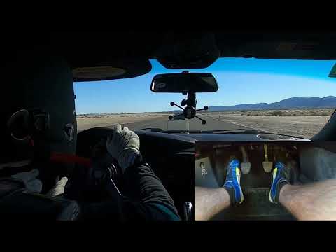 NASA SoCal - Chuckwalla Raceway CCW NOV22 - Porsche 911 996 - What not to do (With sexy leg action).