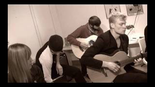 Mother Mother &quot;WRECKING BALL&quot; @ Canteen.