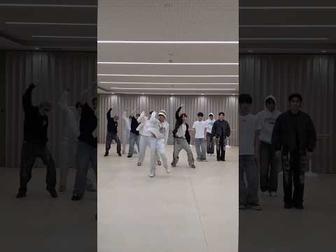 #POLARIX Shanghai Romance💖 #starlightboys#shaoziheng#yangdonghwa#hangyul#leejunhyuk#kpop#shorts