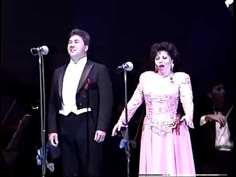 Love Duet | Madama Butterfly - Puccini | Hollywood Bowl | 1992