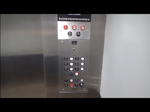 Montgomery Traction Elevator @ One Wooded Acres Plaza - Waco, TX