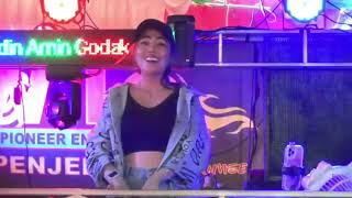 Download lagu YANG CANTIK MANIS ILOVE U LIVE FULL DJ DEVI KITTY OT WIKA MUSIK PALEMBANG mp3