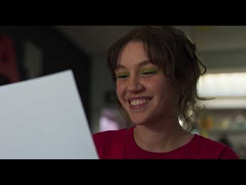 Trailer Oficial