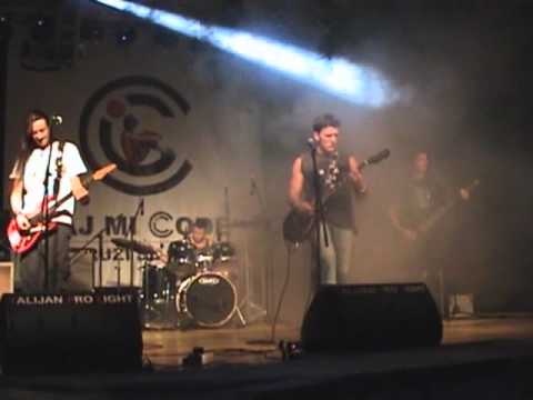 Suncan Sija Dan-Ispod Crte