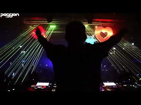 PASSION 30 LIVE | THE THRILLSEEKERS