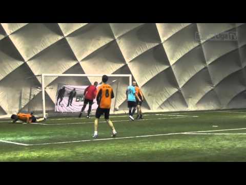 28.11.2014 II Biznes Liga D - EC Enginering vs. Kraksport