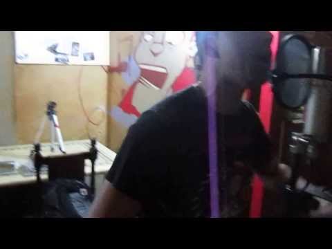 Na house de Mr Catra.