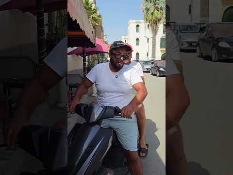 كي تجي تتسلف فلوس😂 #foryou #funny #ضحك