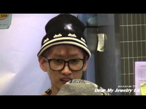 130508 TLJ eye-contact Eunhyuk