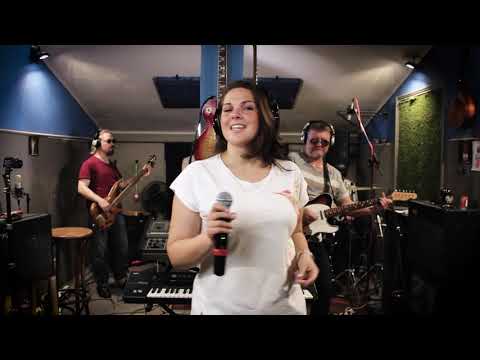 The Twins Peek - Hit The Road Jack (Ray Charles cover) [Live]