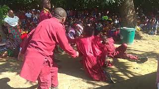 Download lagu LIVE, MBARIKIWA MWAKIPESILE, WAKIWA KYELA KWENYE MSIBA WATU WAKUMBUSHWA KUWA TUNAPITA DUNIANI HAPA mp3 Download lagu LIVE, MBARIKIWA MWAKIPESILE, WAKIWA KYELA KWENYE MSIBA WATU WAKUMBUSHWA KUWA TUNAPITA DUNIANI HAPA mp3