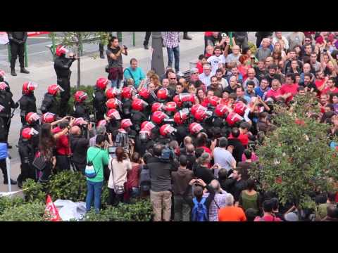 Urtzi eta Telle grebalariak aske Deustu 2014-10-11