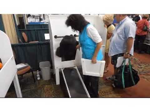 Poly Pet Tub at Grooming Expo