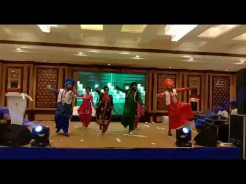 Punjabi Bhangra Dance Troupe