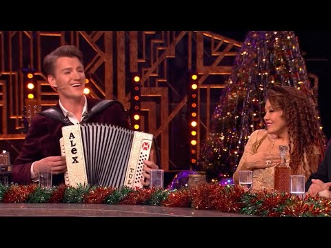 Алексей Воробьев - Девчонка-Девчоночка и Страдания в вечернем шоу Привет, Андрей! Легендарные хиты